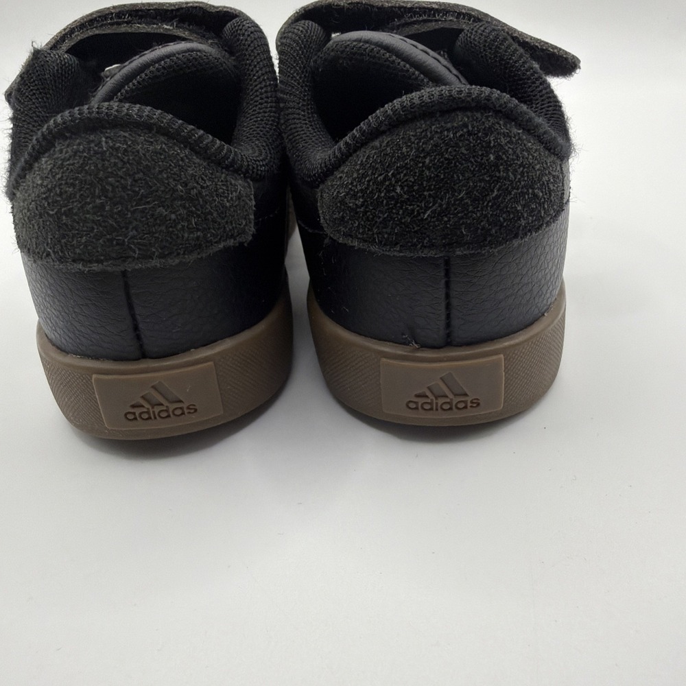 adidas Kids Size 8 Black Hook Loop Sneakers Gum Sole Toddler Shoes - Picture 4 of 8